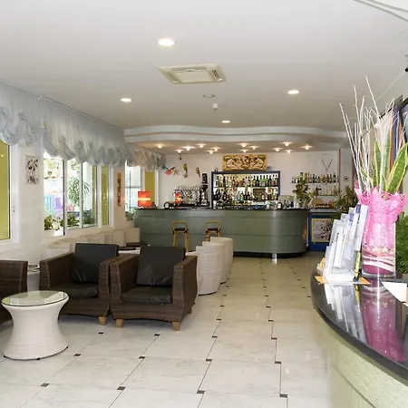 Ξενοδοχείο Mondial Τσέρβια