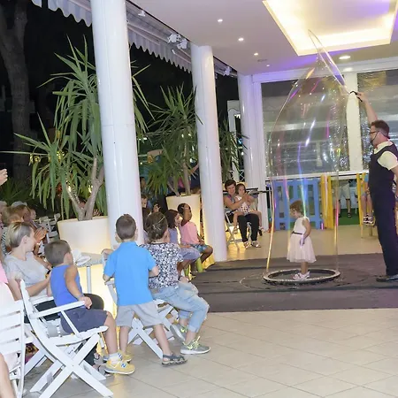 Hotel Mondial Cervia